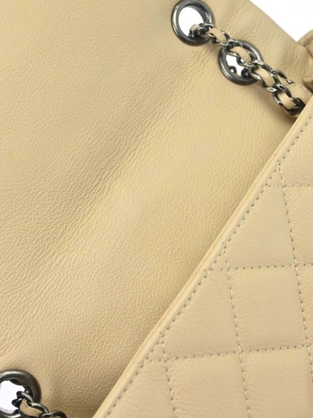 Chanel Beige Calfskin Chain Handbag - Picture 10 of 13